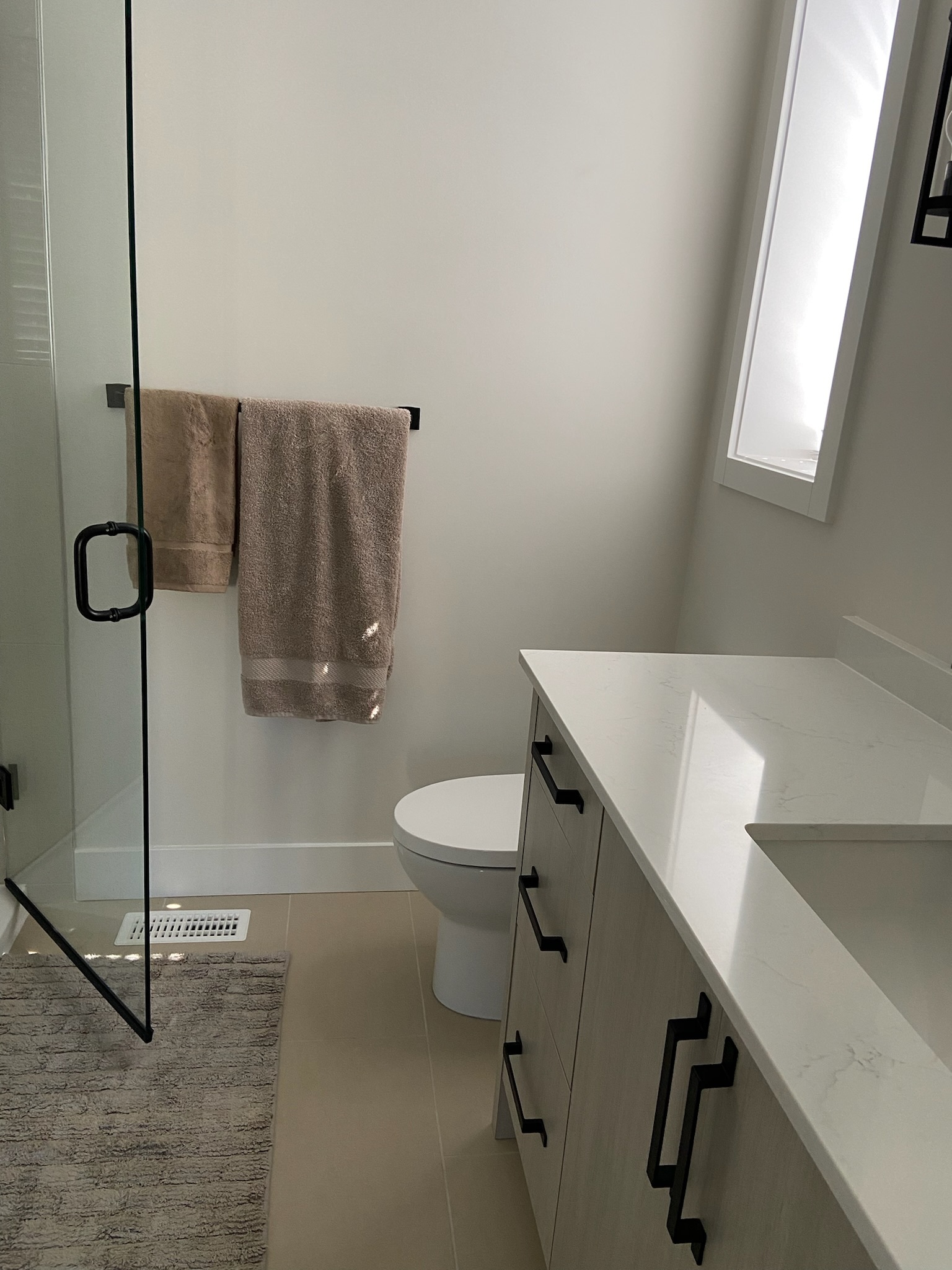 Master bedroom bathroom